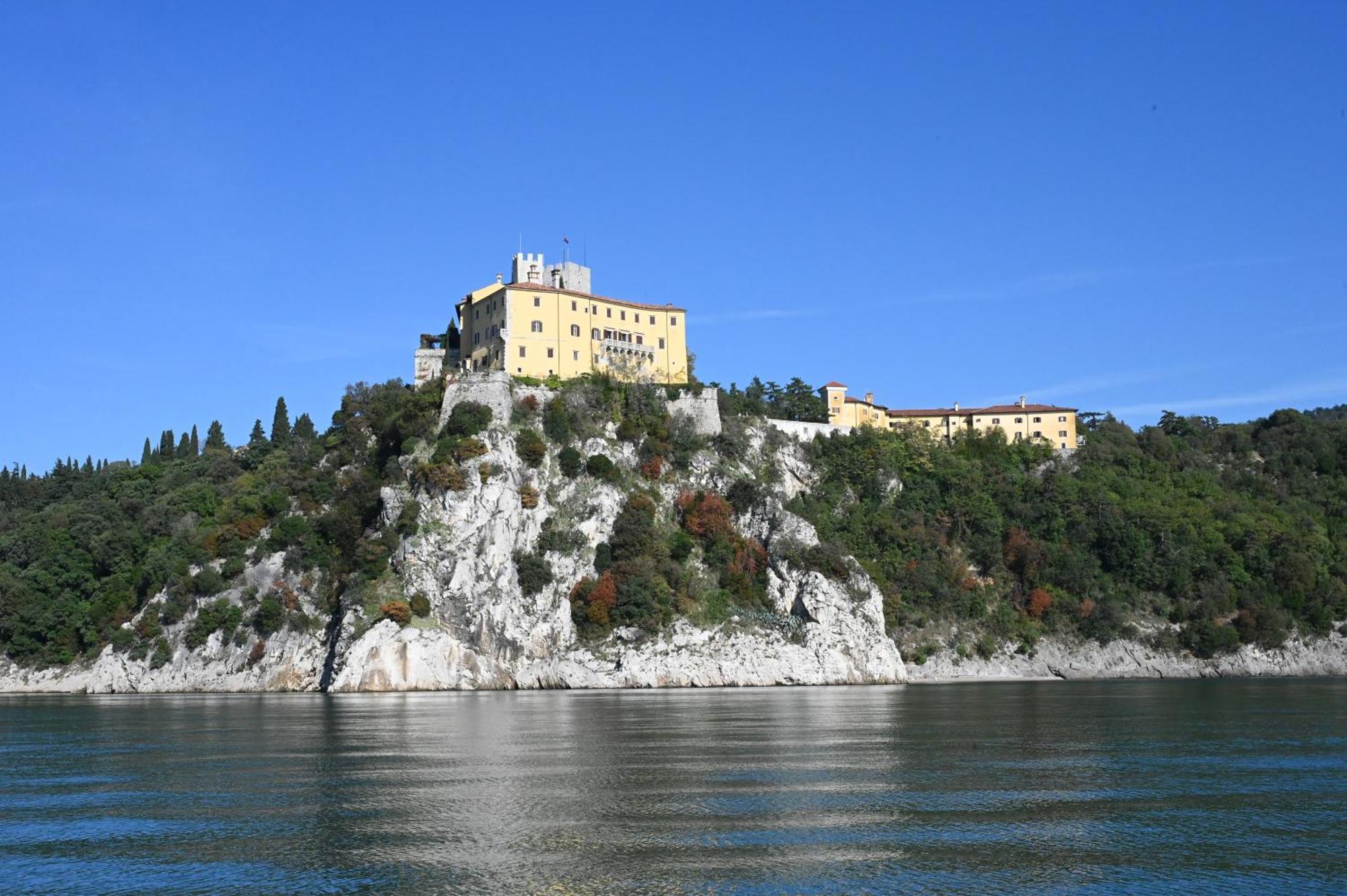 B&B Porto Del Bivio Duino Buitenkant foto